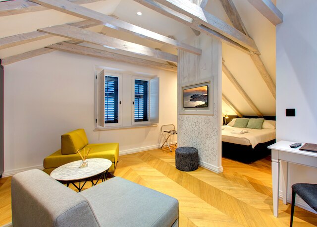 ゲストハウス フォーティー フォー