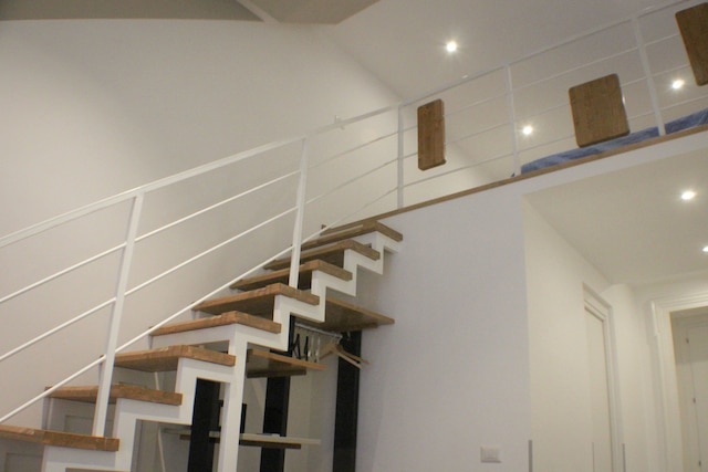 ビー イタリアン フラット ピアッツァ ボヴィオ 22