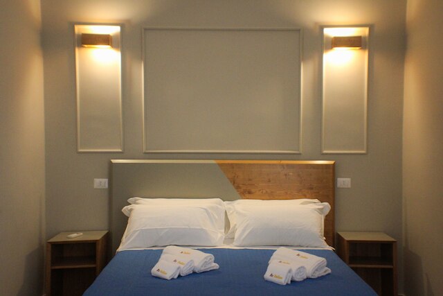 ビー イタリアン フラット ピアッツァ ボヴィオ 22