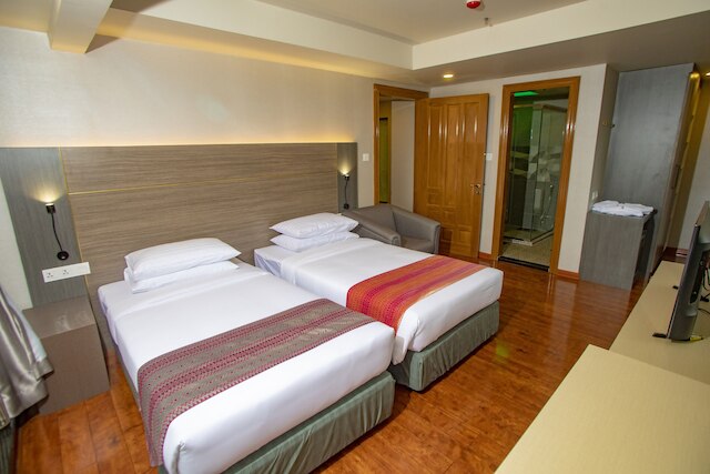 プレステージ レジデンシズ アット ゴールデン バレー