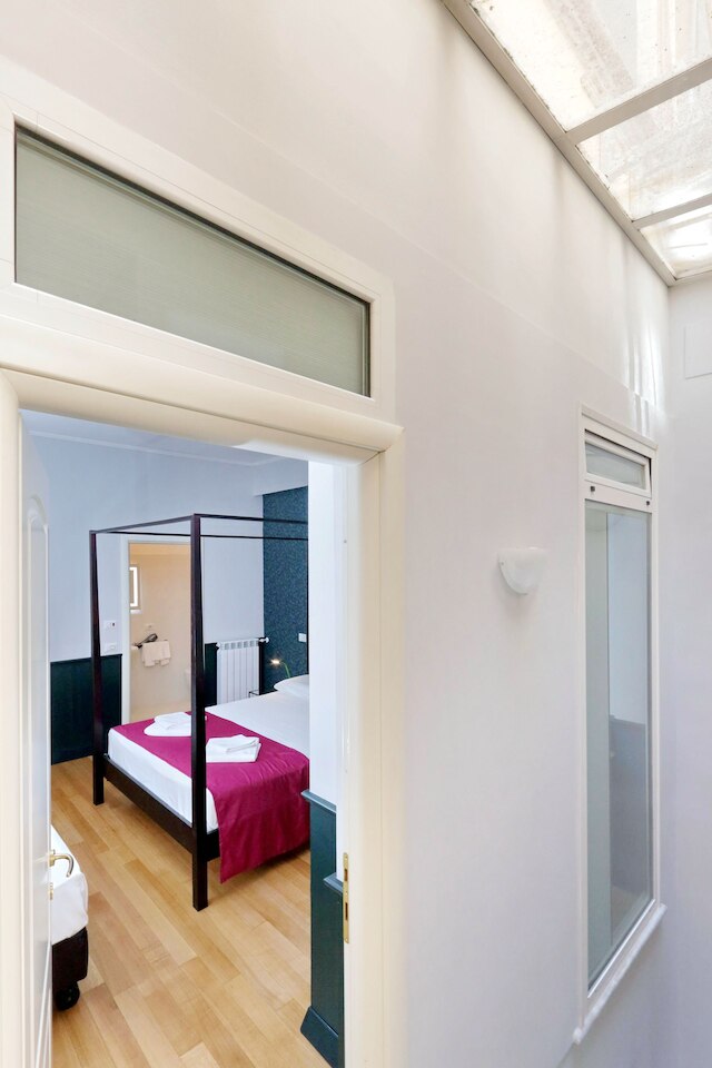 リライス ヴィットリア コローナ