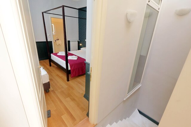 リライス ヴィットリア コローナ