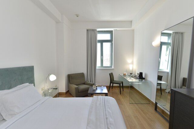 アテナウム エリダヌス ラグジュアリー ホテル