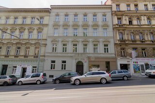 フランツースカ モダン アパートメント