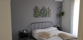 リトル ローズ ゲスト ハウス