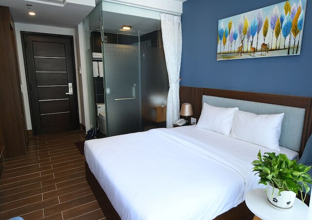 スメラルド ホテル & アパートメント