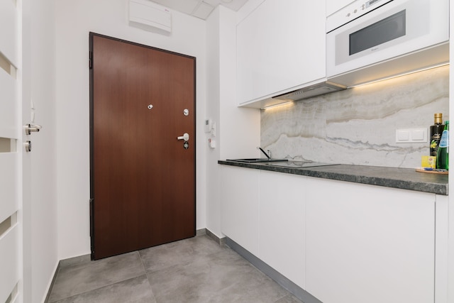 ヴァルソヴィア コンフォート スタジオズ