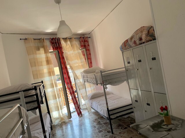 ホステル アレクサンダー