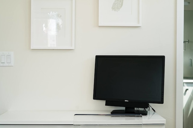 リーガル ルーフトップ リトリート ライズ アバブ ザ オーディナリー