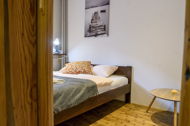 チミエルナ ウッド ラックス