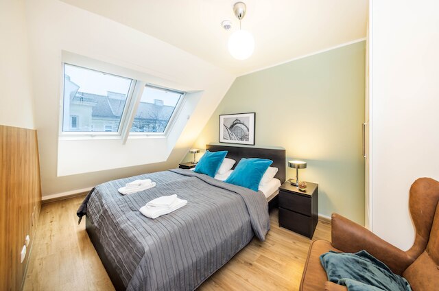 イミーズ アパートメンツ ロリー