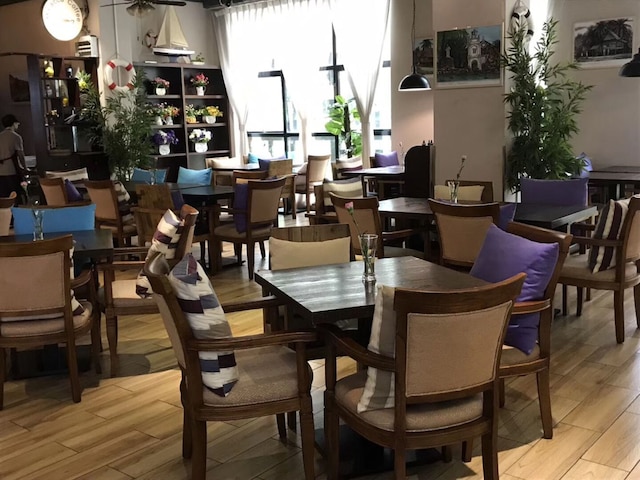 ジュハイ アクイーン ホテル