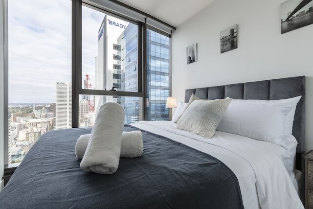 トレンディー メルボルン、ベッドルーム 2 室、アパートメント バイ BnB プロ