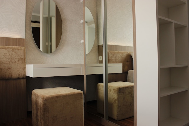 ゲートウェイ パスツールにあるクラシックなアパートメント、ベッドルーム 2 室、イクジット トール近く