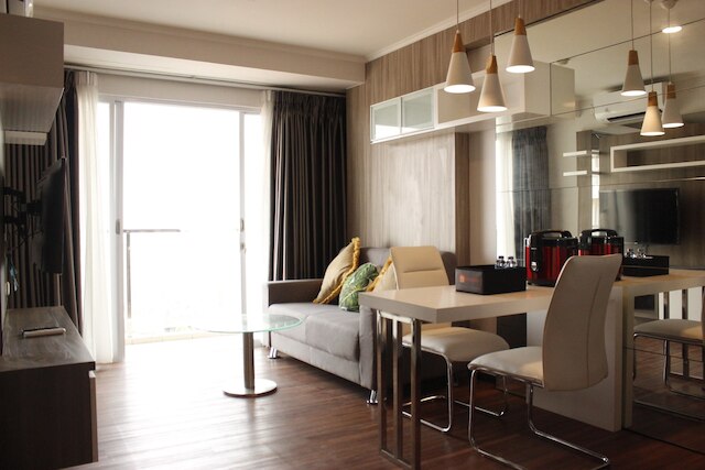 ゲートウェイ パスツールにあるゴージャスなアパートメント、ベッドルーム 2 室、料金所出口近く