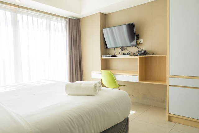 ストラテジック スタジオ アパートメント、タマンサリ ラ グランデ、BIP 近く