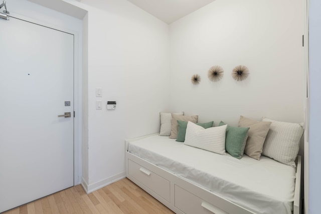 エレガント コンド ウィズ スタンニング レイク & ビューズ