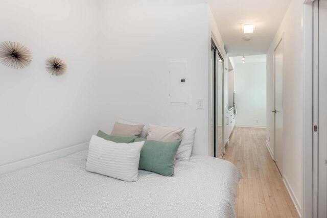 エレガント コンド ウィズ スタンニング レイク & ビューズ