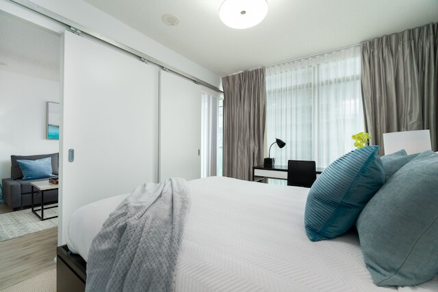 金融街にあるモダンなコンドミニアム