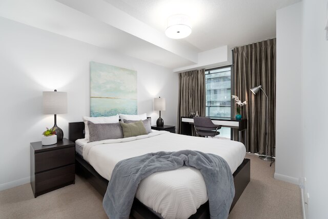 金融街にあるモダンなコンドミニアム