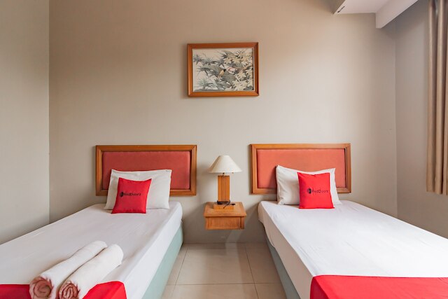 レッドドアーズ ニア インスチチュート テクノロジ バンドン 2