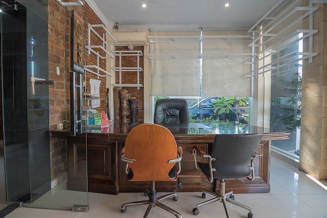 レッドドアーズ プラス ニア ケンブリッジ シティ スクエア 2