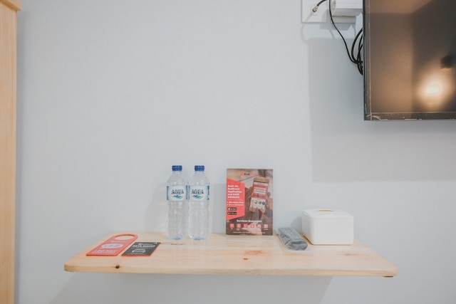 レッドドアーズ シャリア ニア シロアム ホスピタル ケボン ジェルク