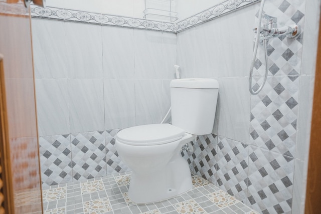 レッドドアーズ シャリア ニア シロアム ホスピタル ケボン ジェルク