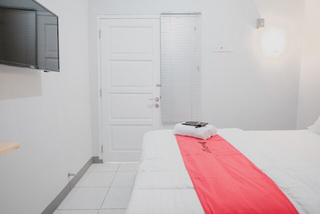 レッドドアーズ シャリア ニア シロアム ホスピタル ケボン ジェルク