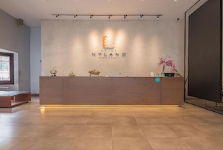 レッドドアーズ プラス アット チパガンティ ストリート 3