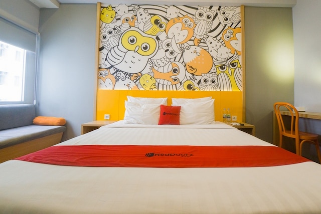 レッドドアーズ アパートメント ニア ブンダラン サテライト スラバヤ