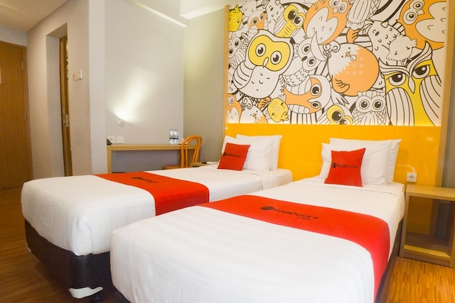 レッドドアーズ アパートメント ニア ブンダラン サテライト スラバヤ