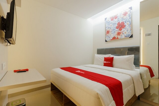 レジデンスィズ バイ レッドドアーズ アット グントゥル ラヤ セティアブディ