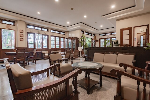 レッドドアーズ ニア シンパン ダゴ 2