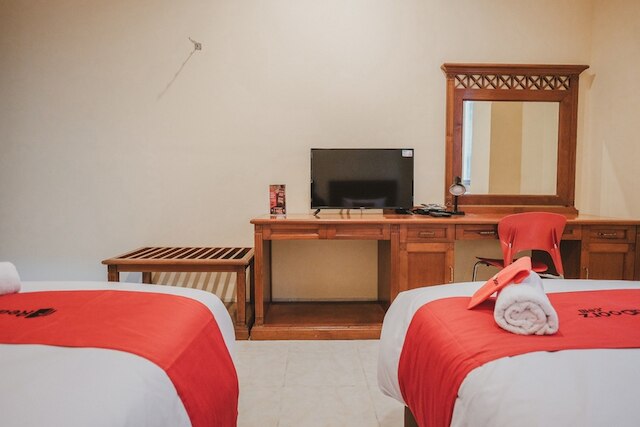 レッドドアーズ プラス ニア プラザ ブロック M