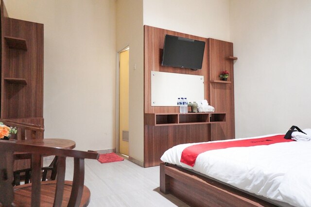 レッドドアーズ シャリア ニア エグクッT トル マデヨプロ