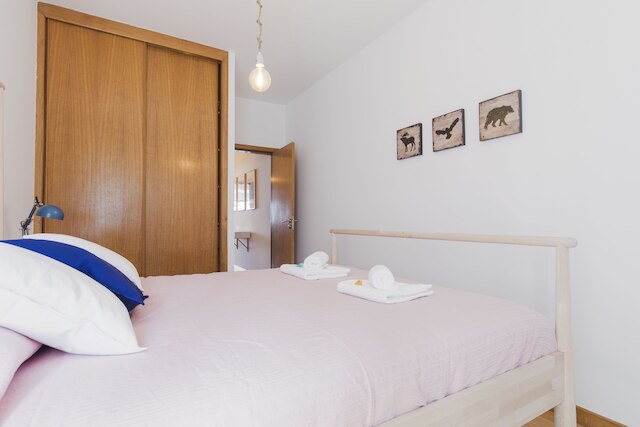 コージー アパートメンツ イン エステファニア