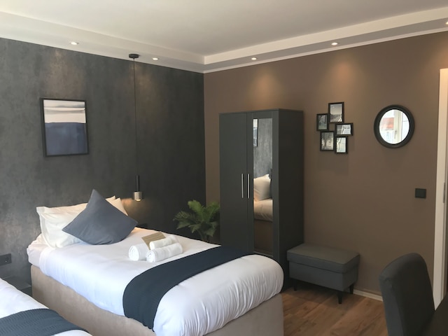 マイクのフォー - ホステル