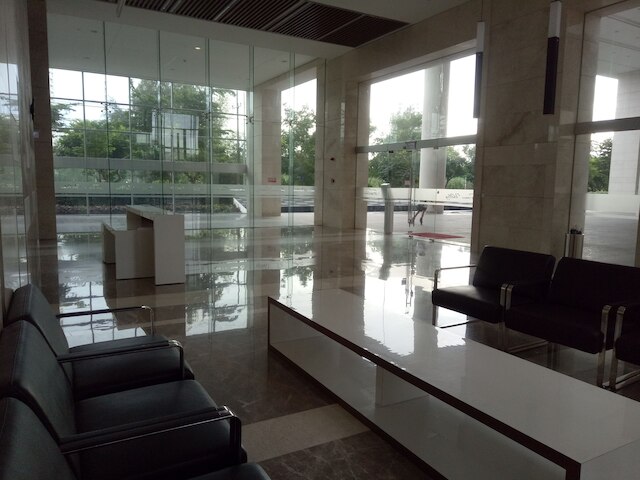 シーニック バレー アパートメント