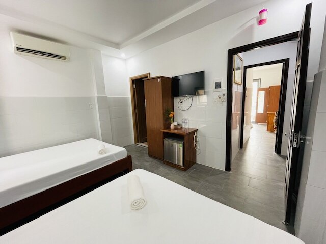 ホームステイ クオン ティン