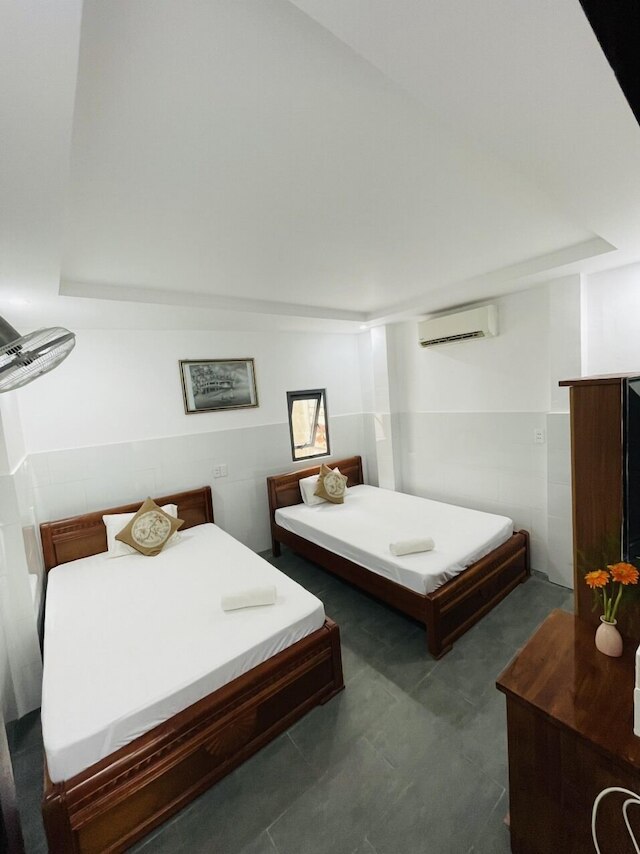 ホームステイ クオン ティン