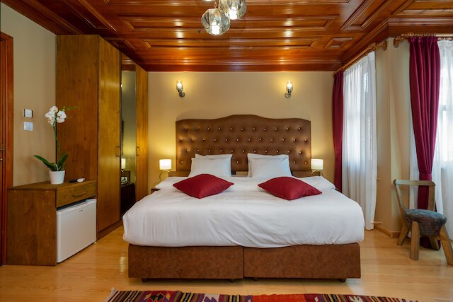 ワンダー ウッド ホテル