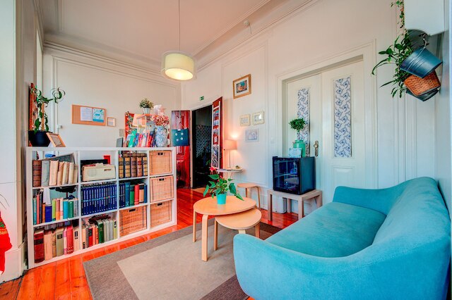 シャレー デアヴィア ゲスト ハウス