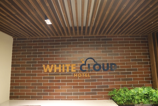 ホテル ホワイト クラウド