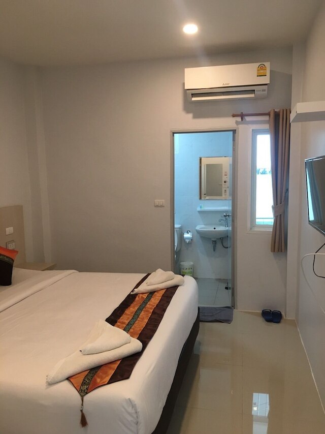 チェンムン ブティック