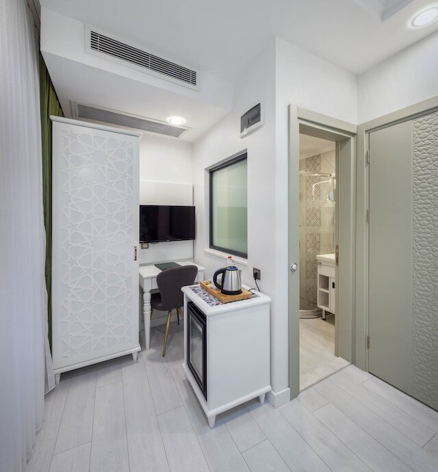 オバハン ホテル