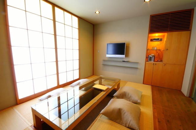 源泉と離れのお宿 月