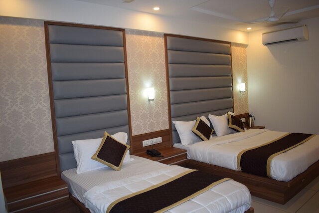 ホテル ロイヤル スクエア、スカイ ステイズ