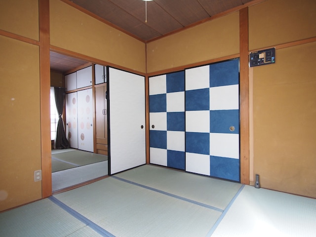 RYOKAN IKYU