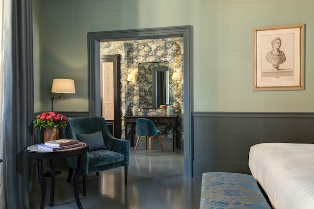 ロッコ フォルテ ハウス ピアッツァ ディ スパーニャ ローマ